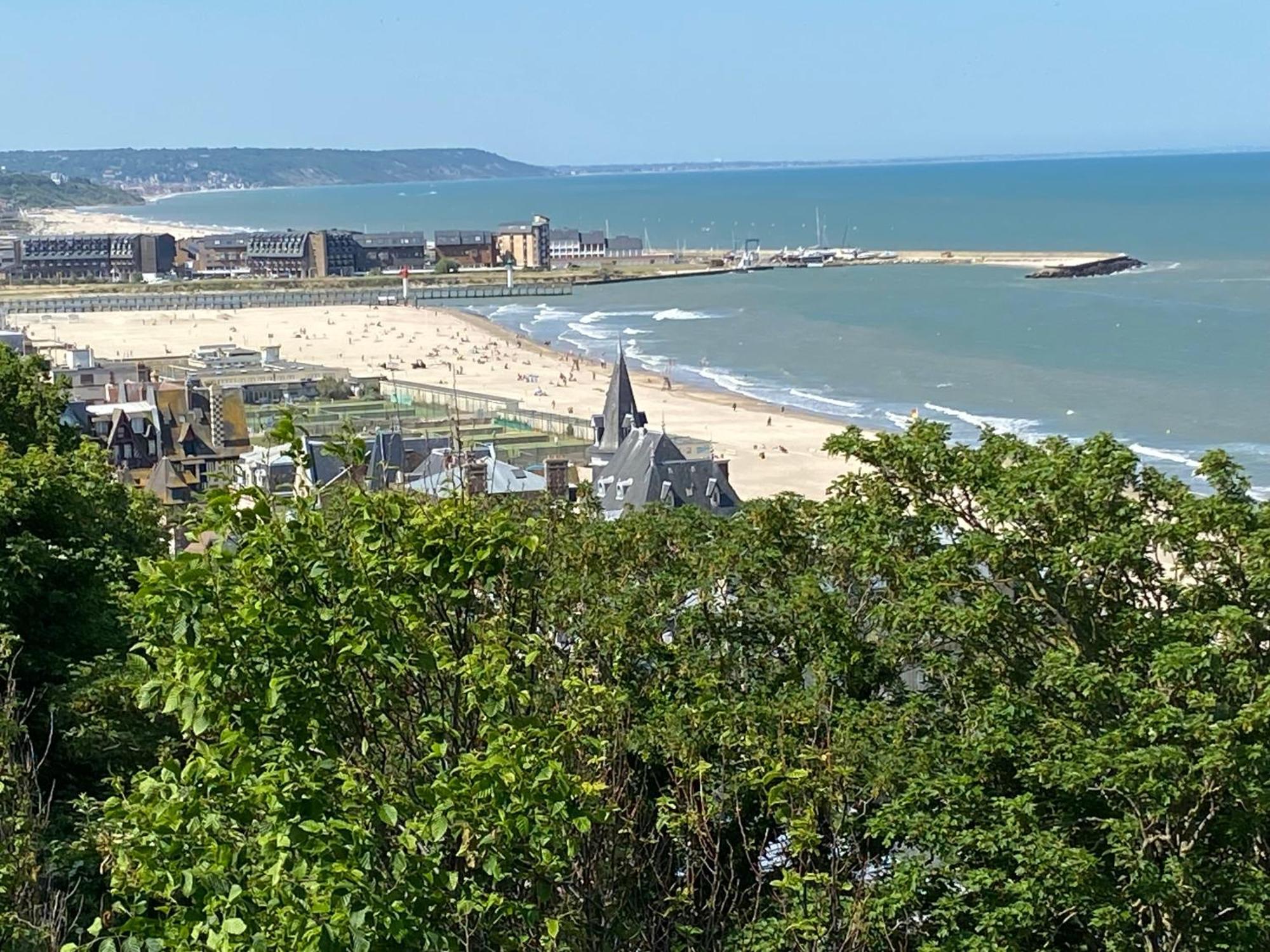 Cote Plage - Magnifique Appartement De Charme A Trouville Sur Mer - Linge - Lit Fait - Parking - Wifi - Classe Par L'Office Du Tourisme Eksteriør billede